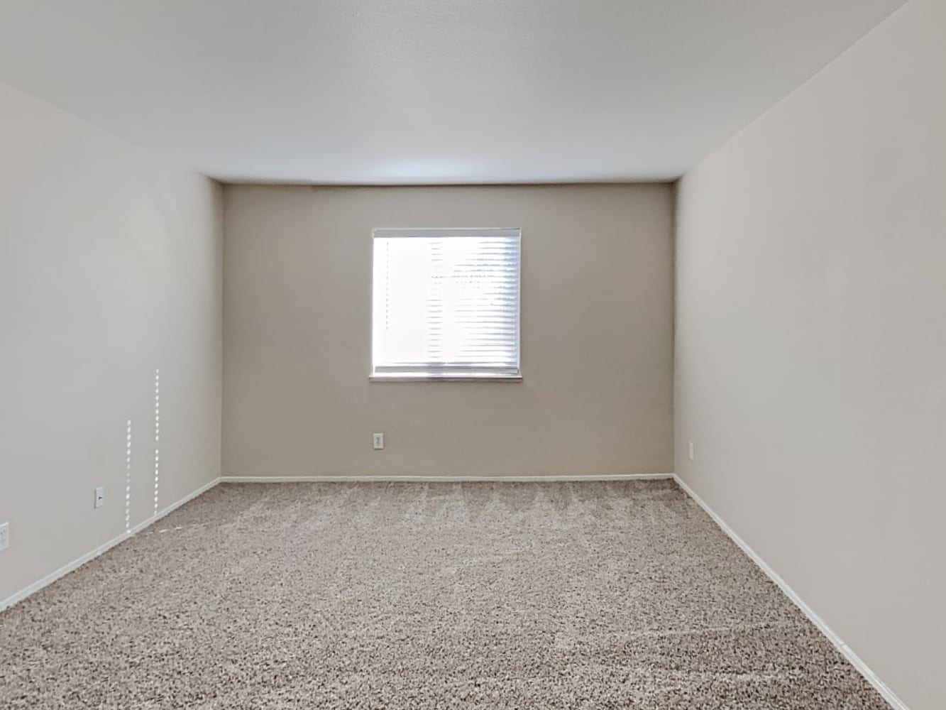 722 Booted Eagle St, Henderson photo 19