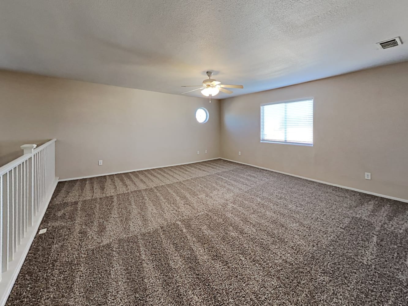 722 Booted Eagle St, Henderson photo 11