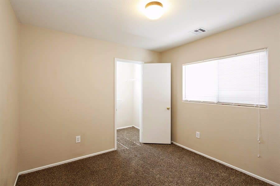 7224 Camden Pine Ave, Las Vegas photo 9