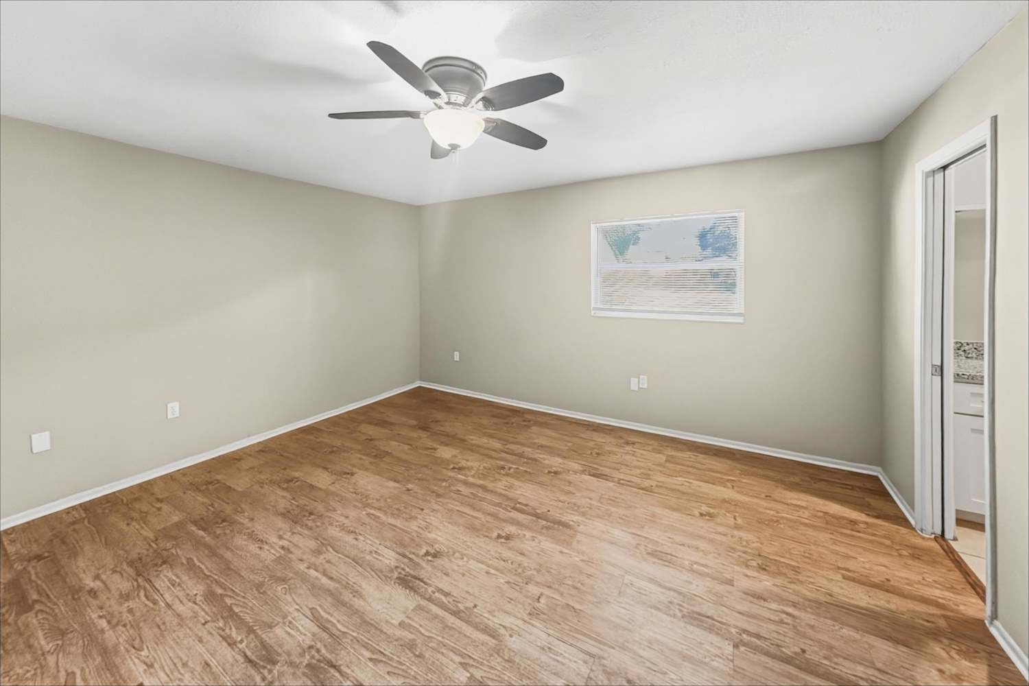 7257 56th Ave N, Saint Petersburg photo 11