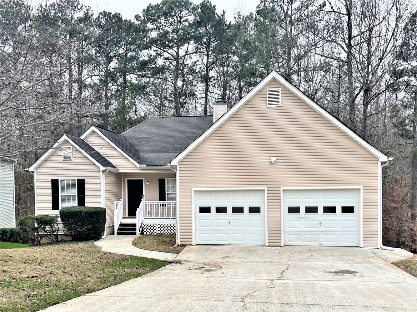 Front of 7259 Brittany Way, Douglasville, GA