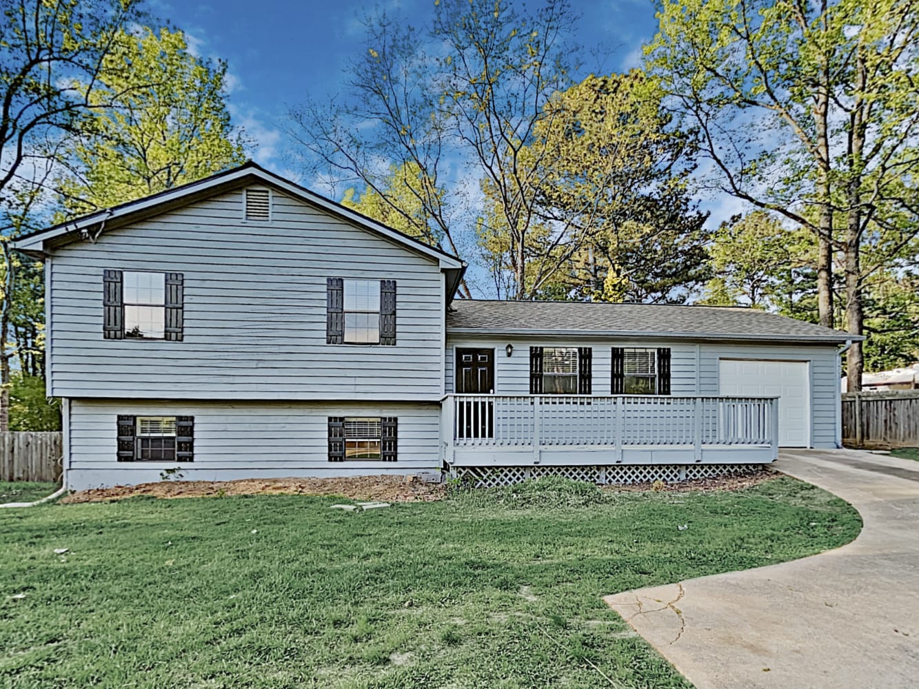 Front of 727 Dean Rd, Suwanee, GA