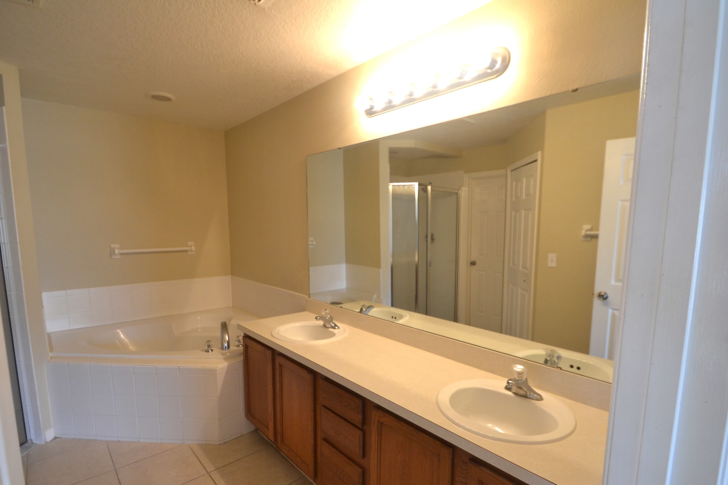 727 Versailles Ln, Kissimmee photo 7