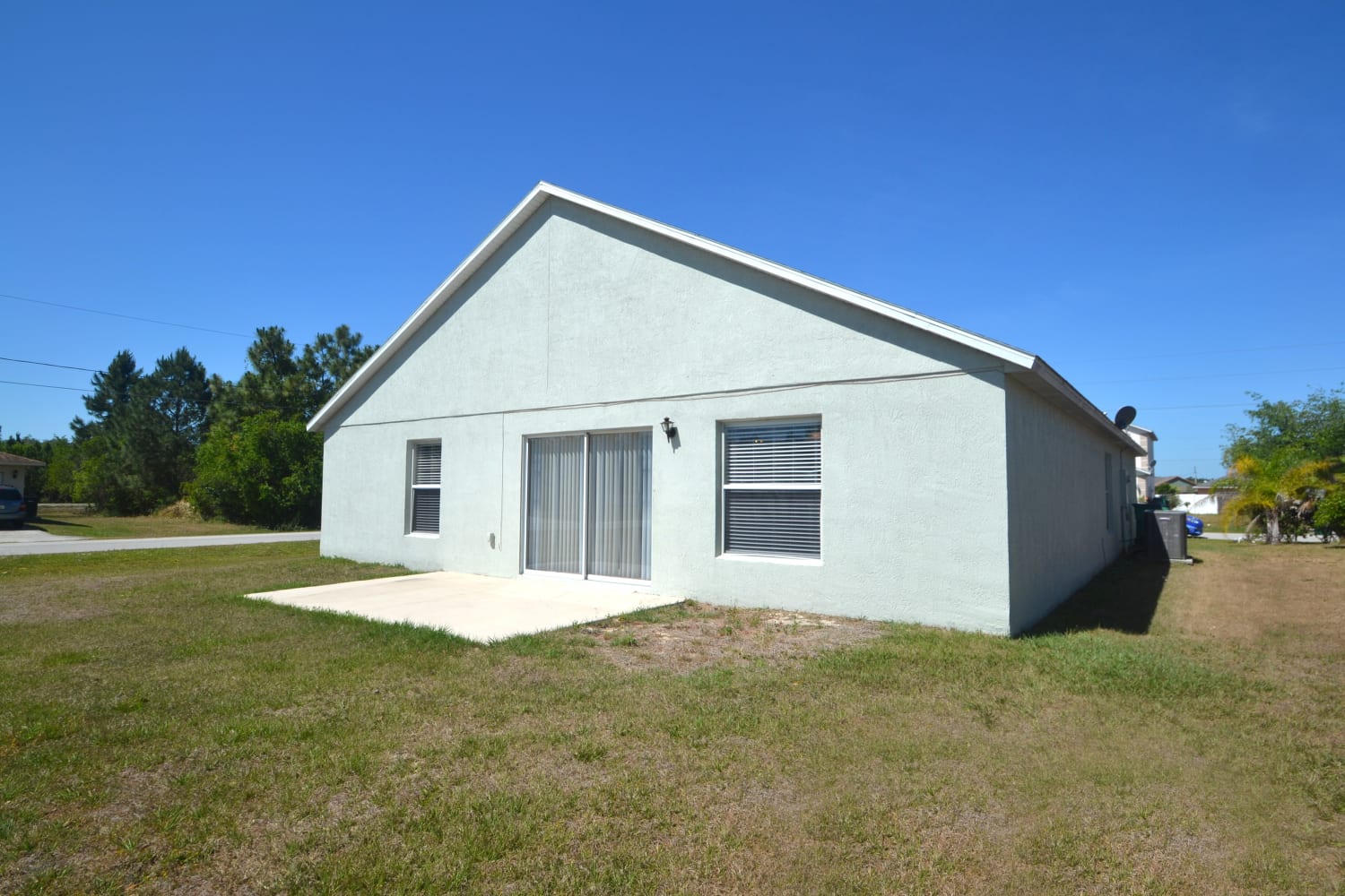 727 Versailles Ln, Kissimmee photo 8