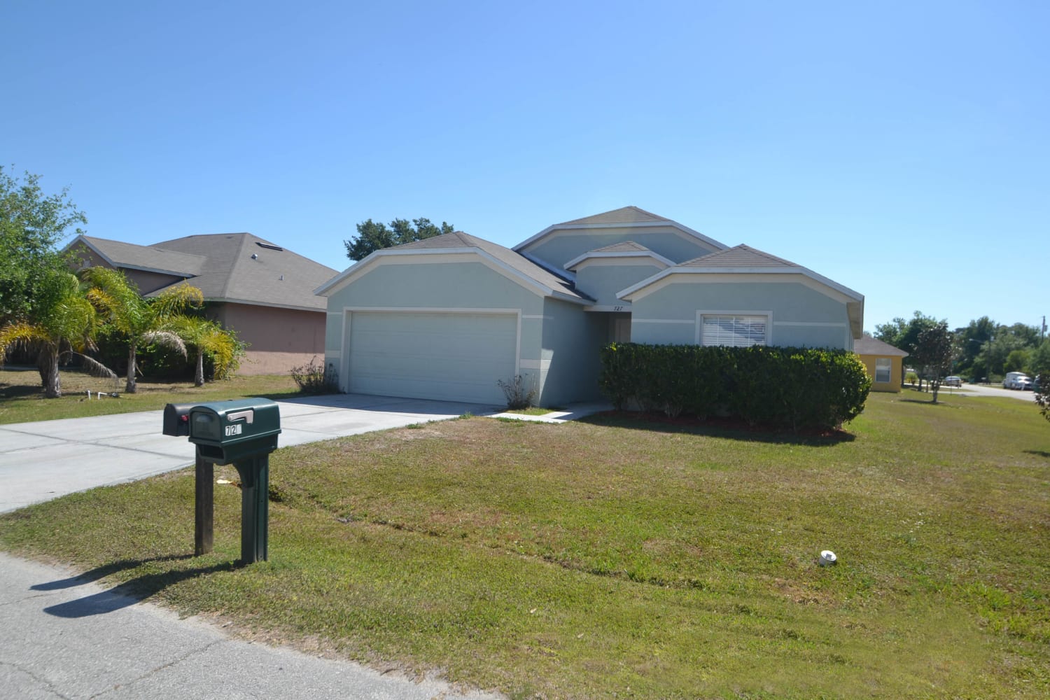 727 Versailles Ln, Kissimmee photo 1