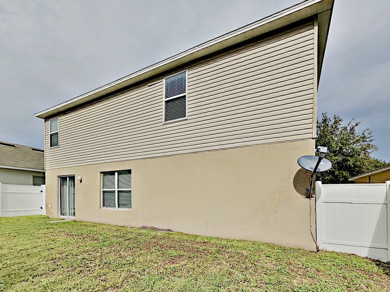 7273 Wakeview Dr, Davenport photo 15