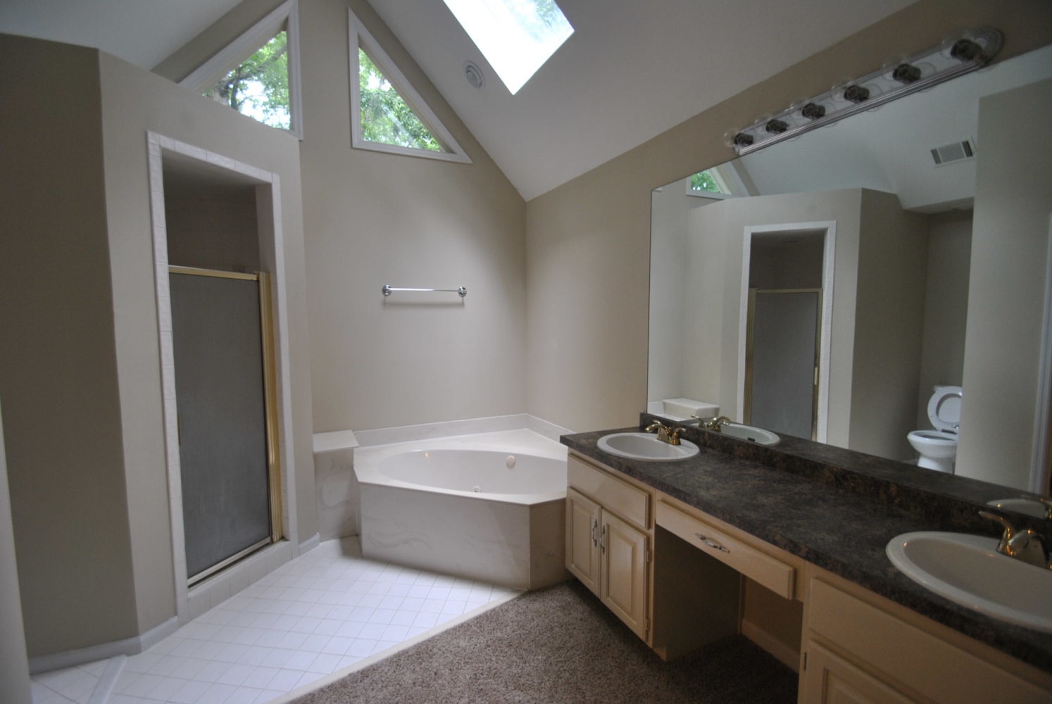 7280 Waters Edge Dr, Stone Mountain photo 6