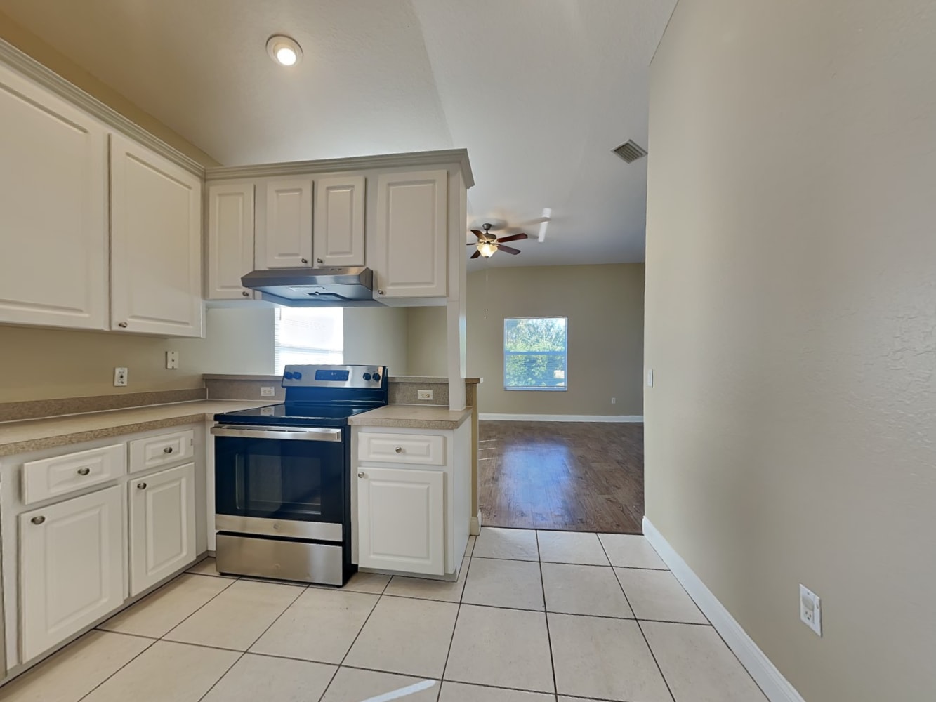 7294 Winners Blvd, Lakeland photo 9
