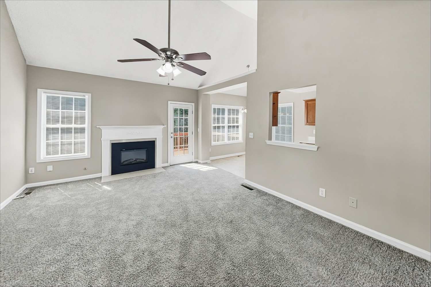 73 Richmond Dr, Hiram photo 6