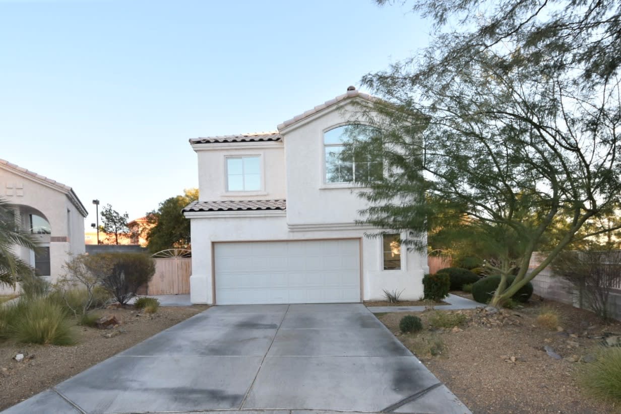 Front of 7300 Stoney Shore Dr, Las Vegas, NV