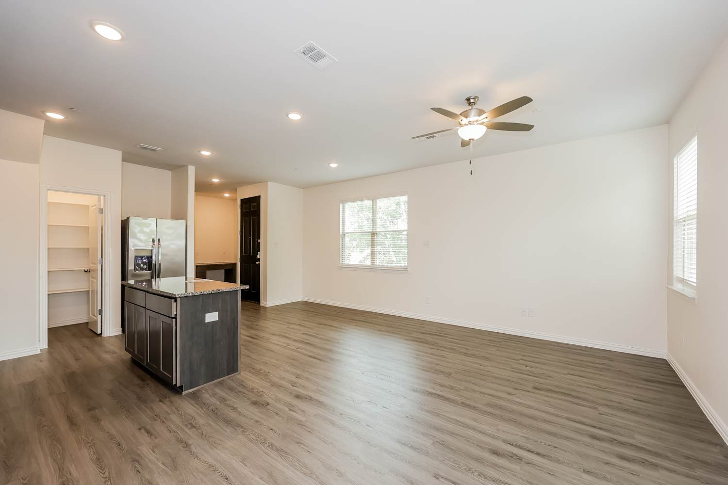 731 Bonnet Trl, Arlington photo 7