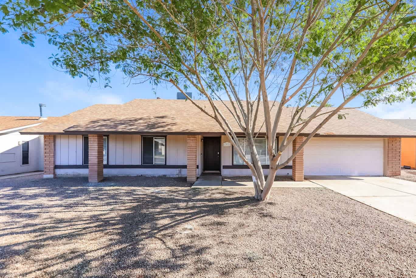 7310 W Cavalier Dr, Glendale photo 1