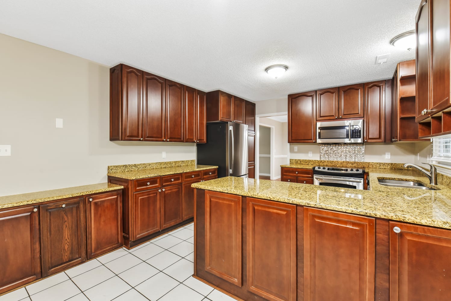 7311 Canyon Dr, Charlotte photo 13
