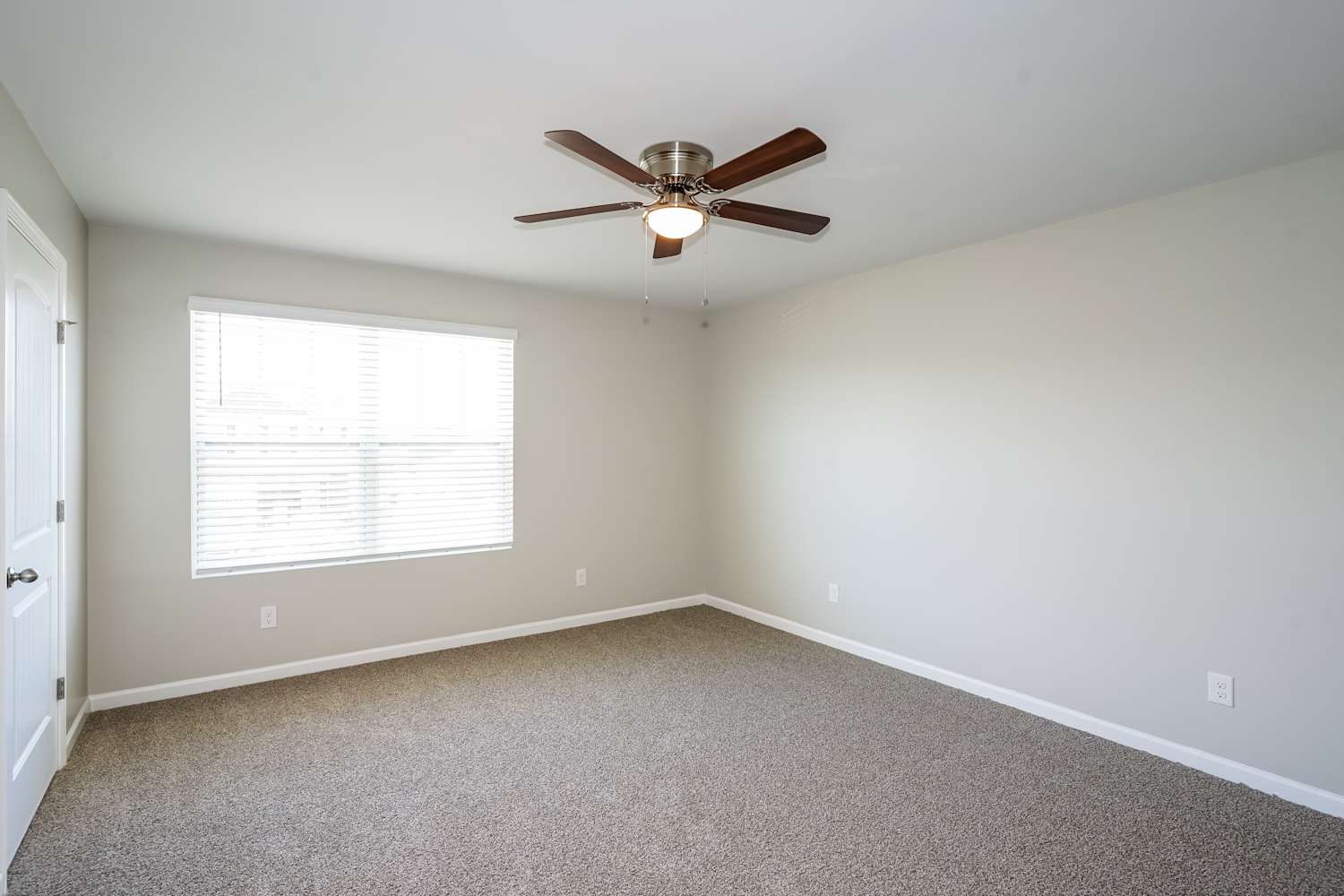 7317 Scotlyn Way, White House photo 13