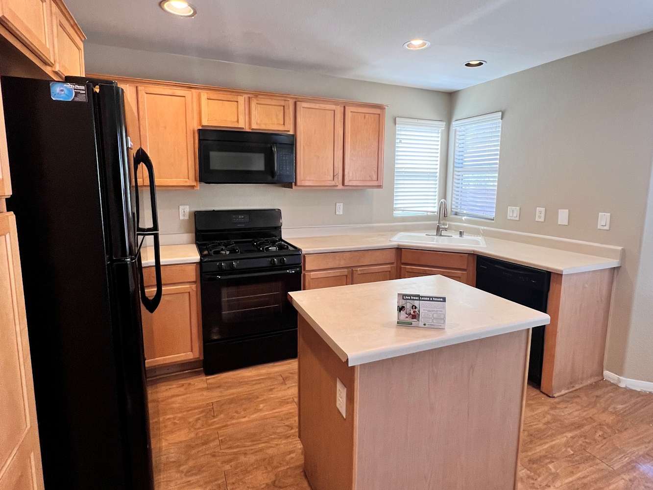 732 Irish Mittens Ct, Henderson photo 7
