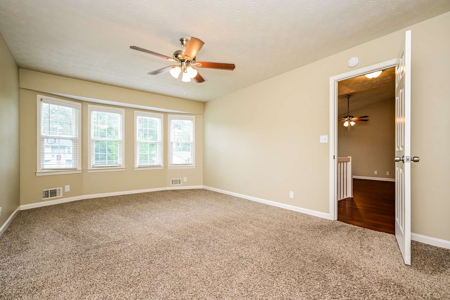 734 Shoreline Trl SE, Conyers photo 8
