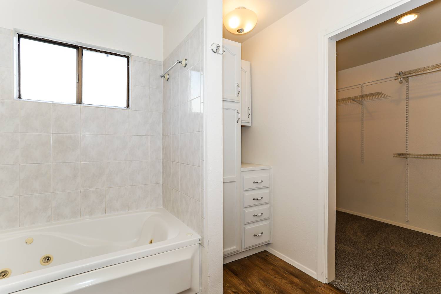 7340 Widener Way, Sacramento photo 14