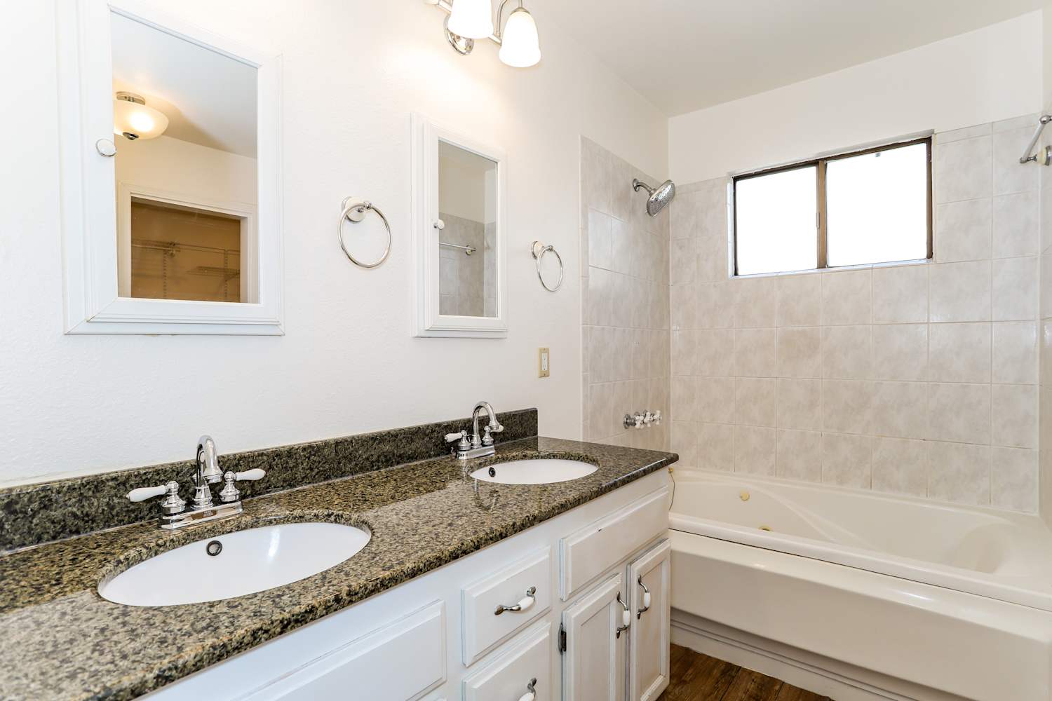7340 Widener Way, Sacramento photo 13