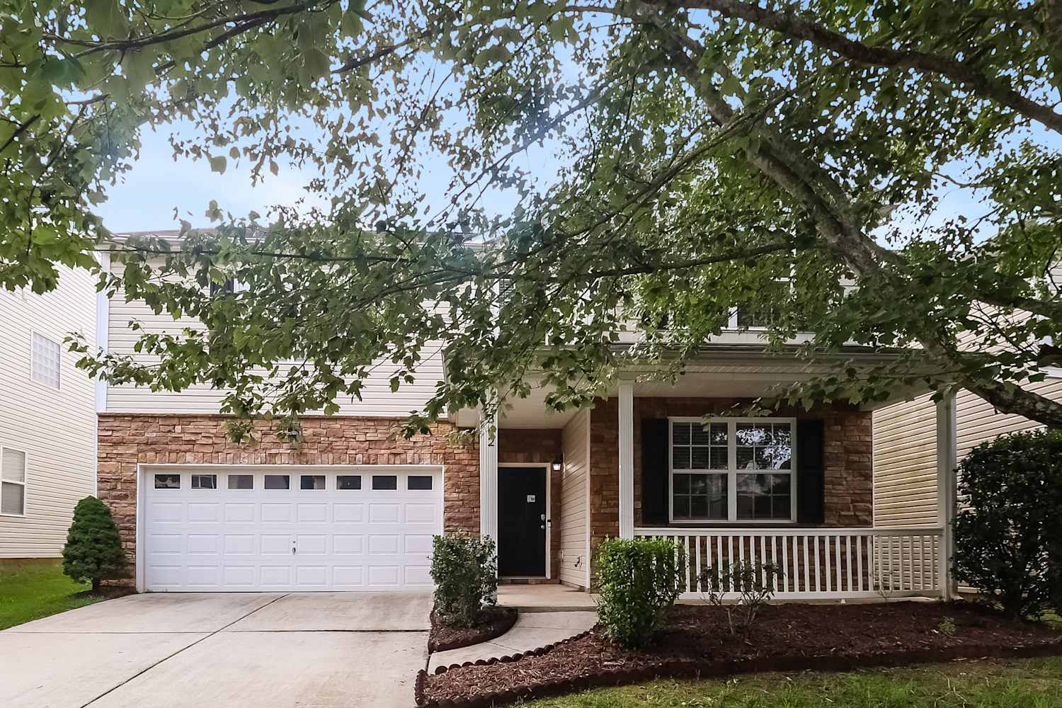 7342 Lamplighter Close Dr, Matthews photo 1