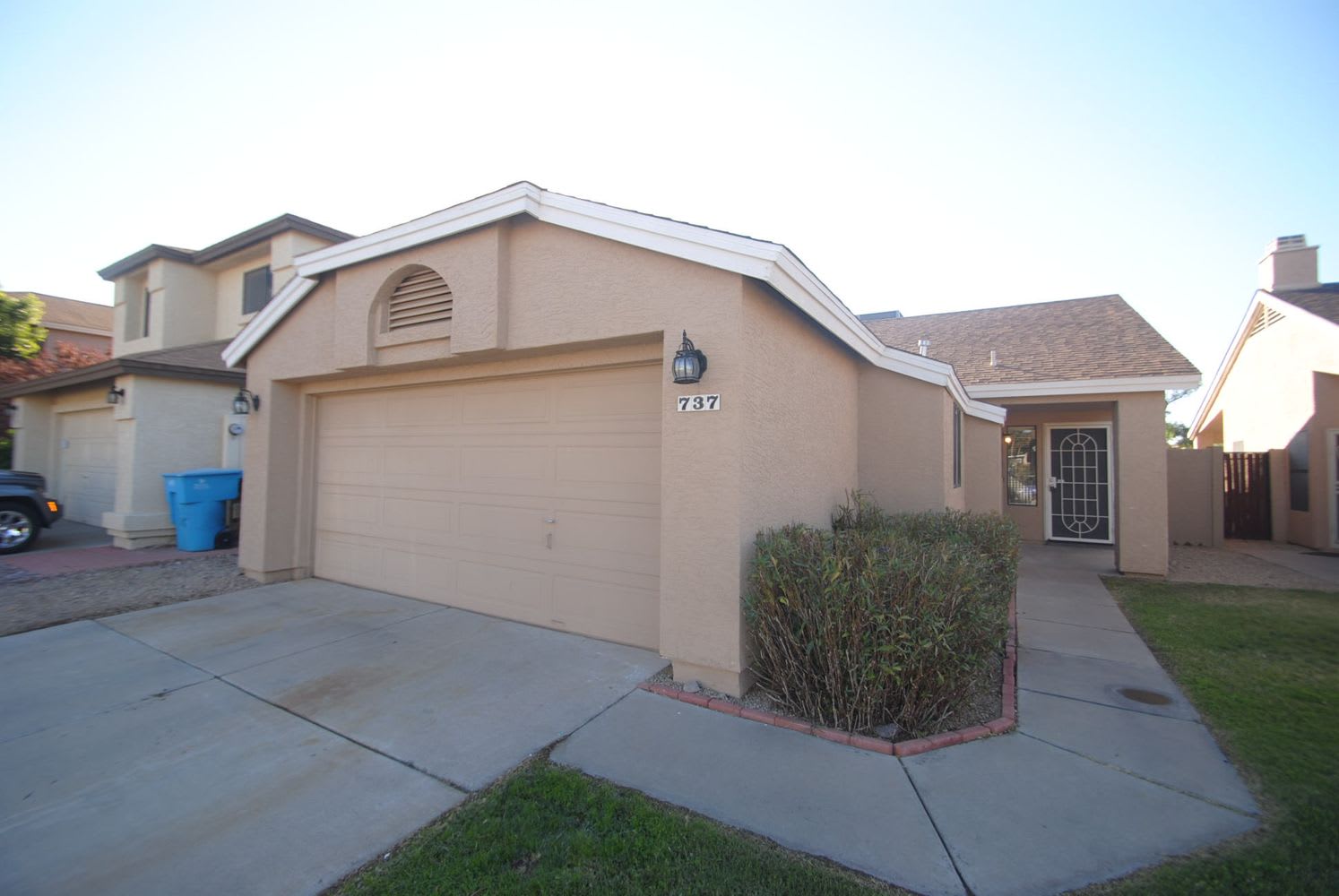 Front of 737 E Sack Dr, Phoenix, AZ