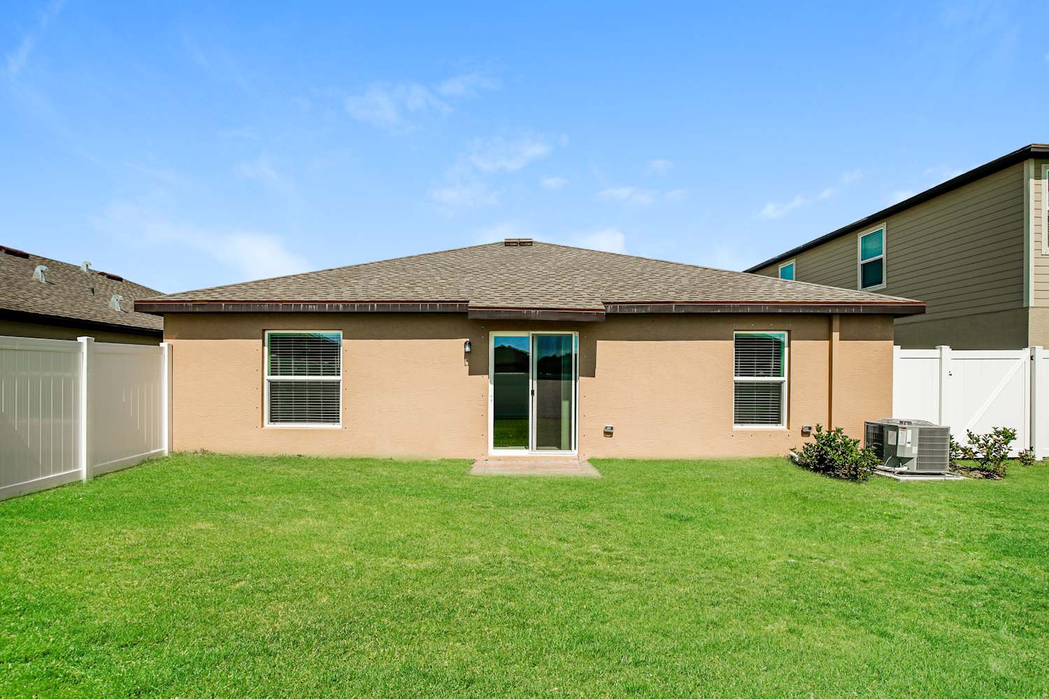 738 Carlyle Way, Fort Pierce photo 16