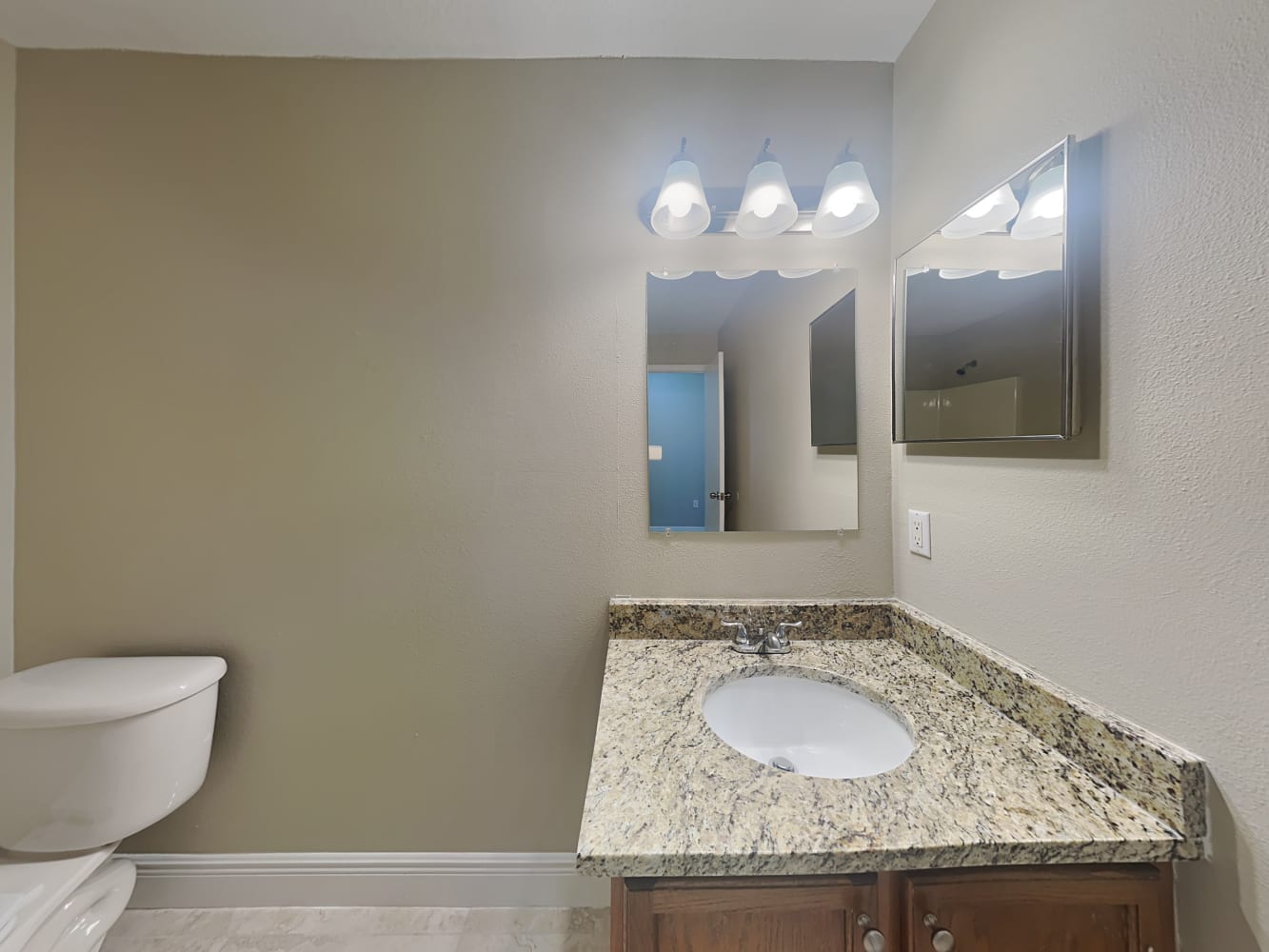 7392 Hunters Greene Cir, Lakeland photo 17