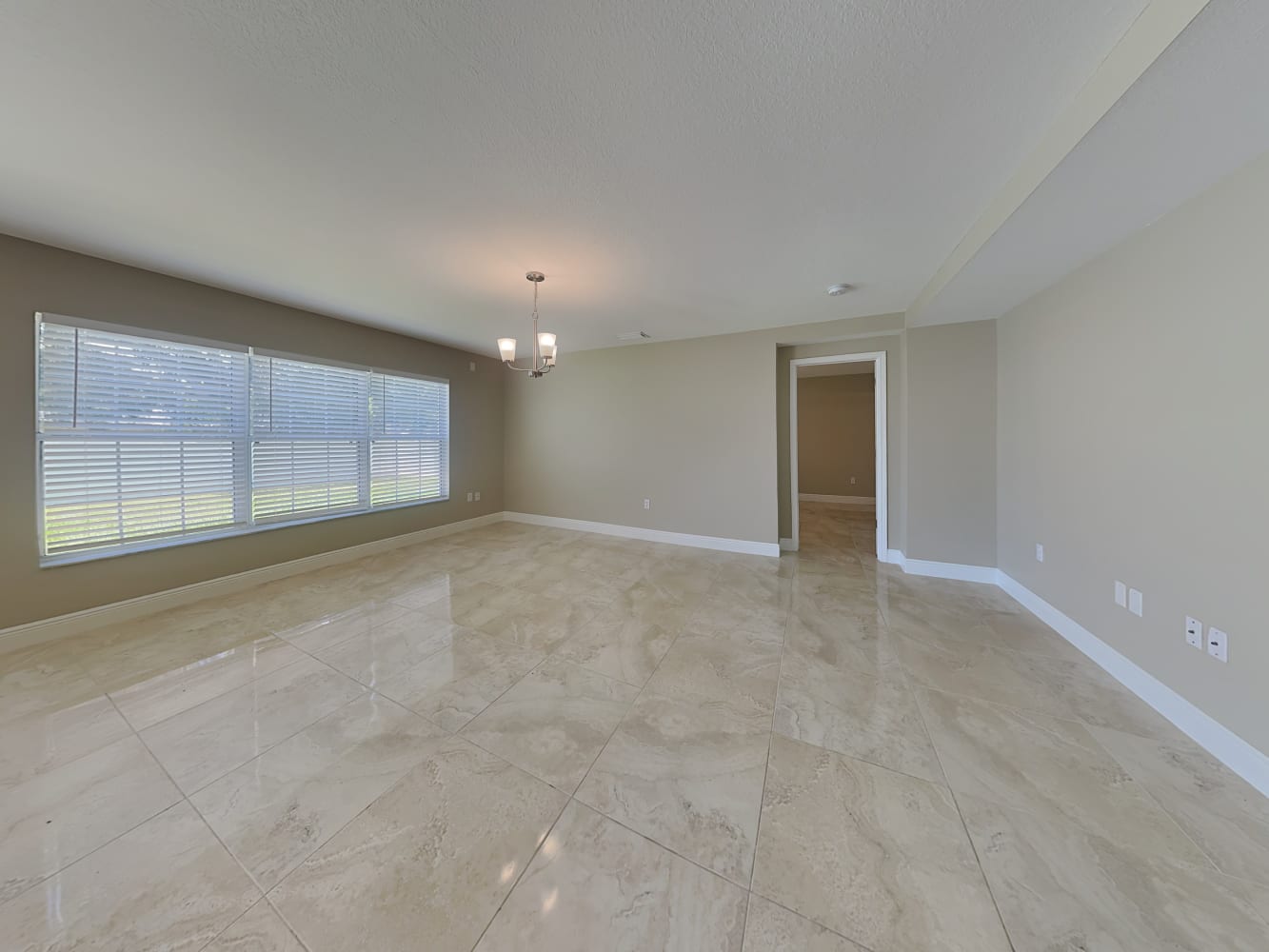 7392 Hunters Greene Cir, Lakeland photo 6