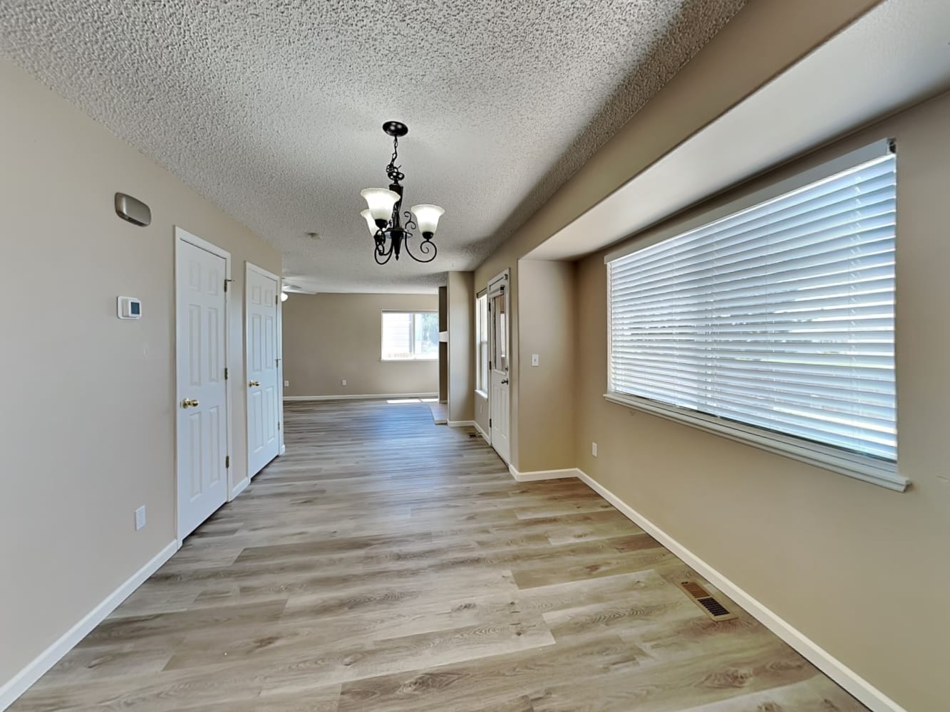 7395 Middle Bay Way, Fountain photo 6