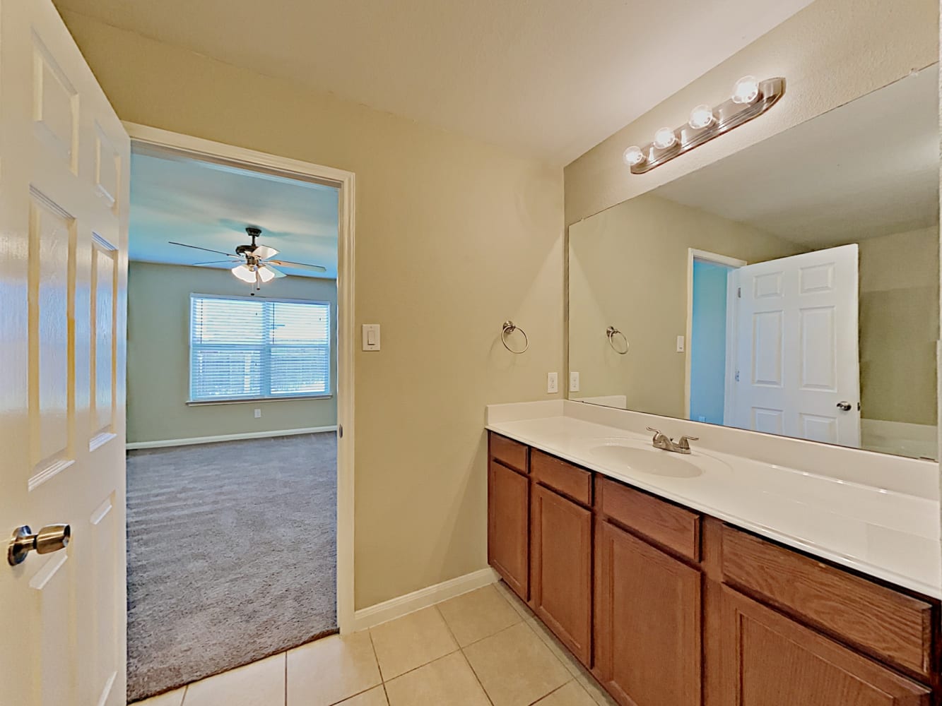 741 Lazy Crest Dr, Fort Worth photo 9