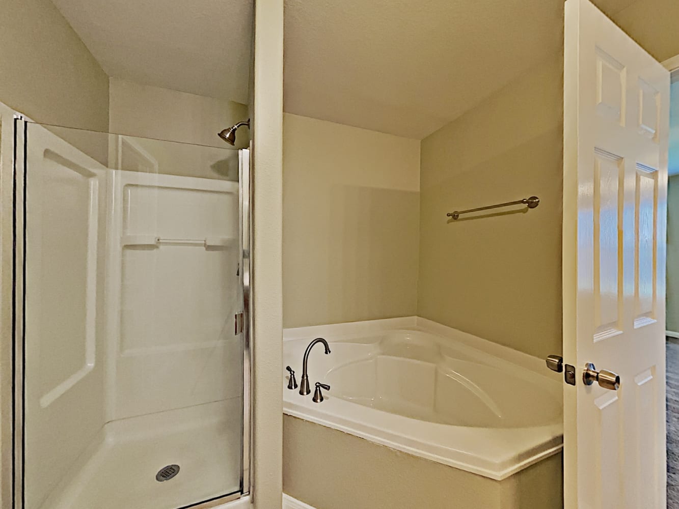 741 Lazy Crest Dr, Fort Worth photo 8