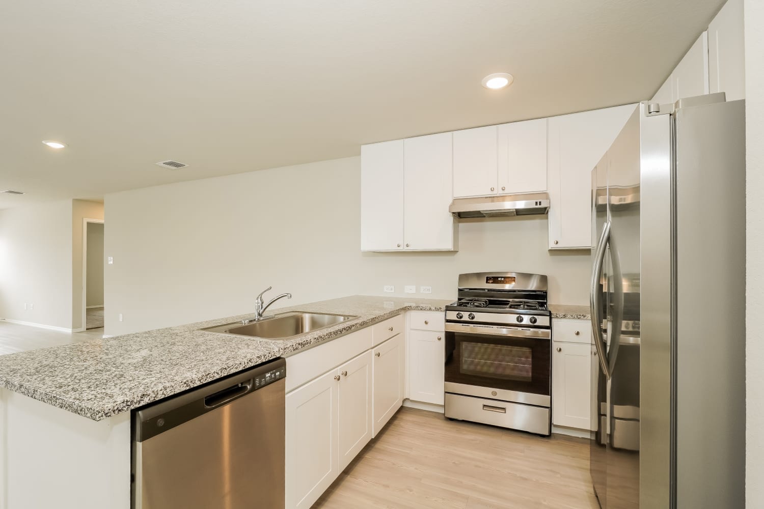 7410 Adaja Riv, San Antonio photo 6