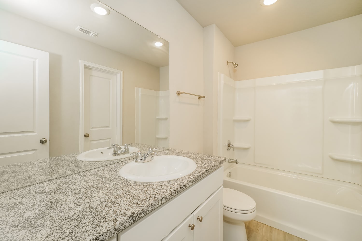 7410 Adaja Riv, San Antonio photo 12