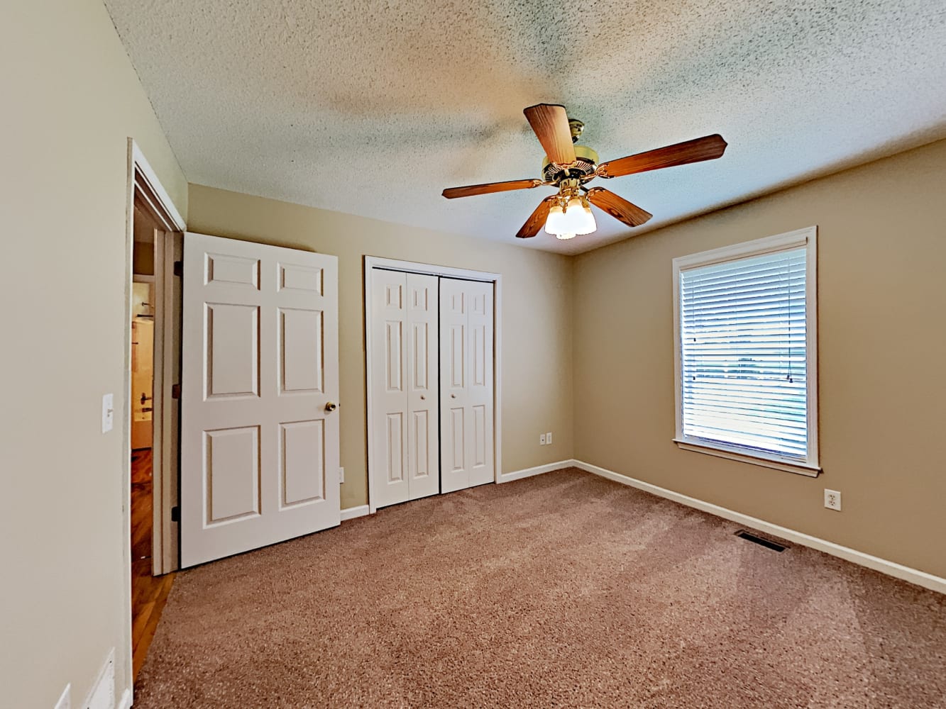 7410 Morning Dew Dr, Cumming photo 6