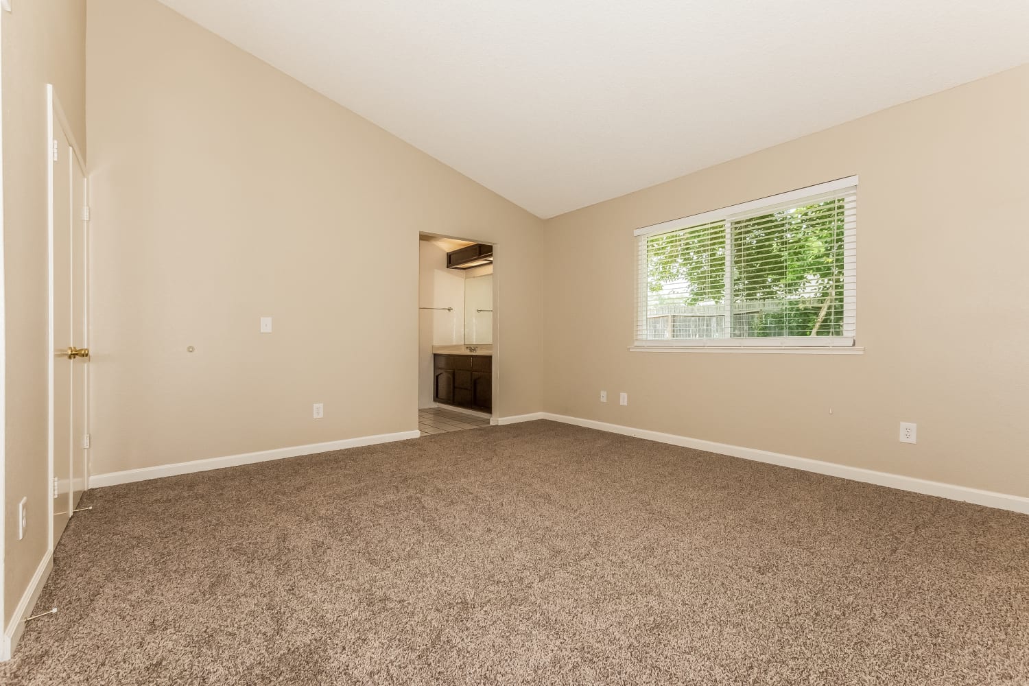 7417 Widener Way, Sacramento photo 12