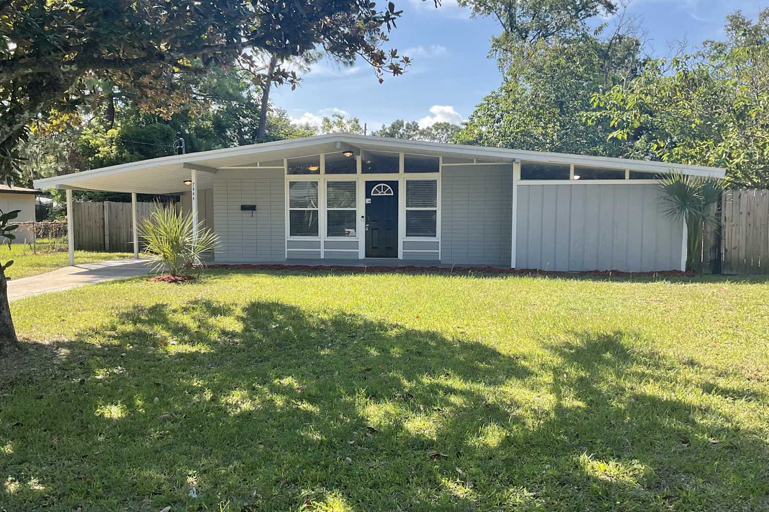 7444 Sandhurst Rd S, Jacksonville photo 1