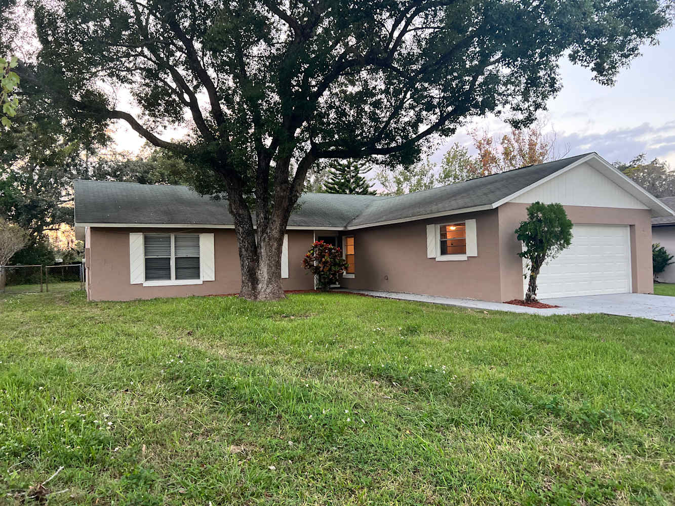 Front of 7446 Betty St, Winter Park, FL