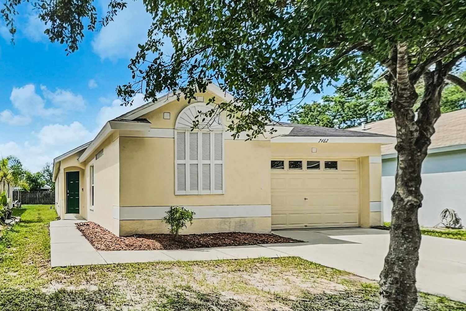 7462 Oxford Garden Cir, Apollo Beach photo 7