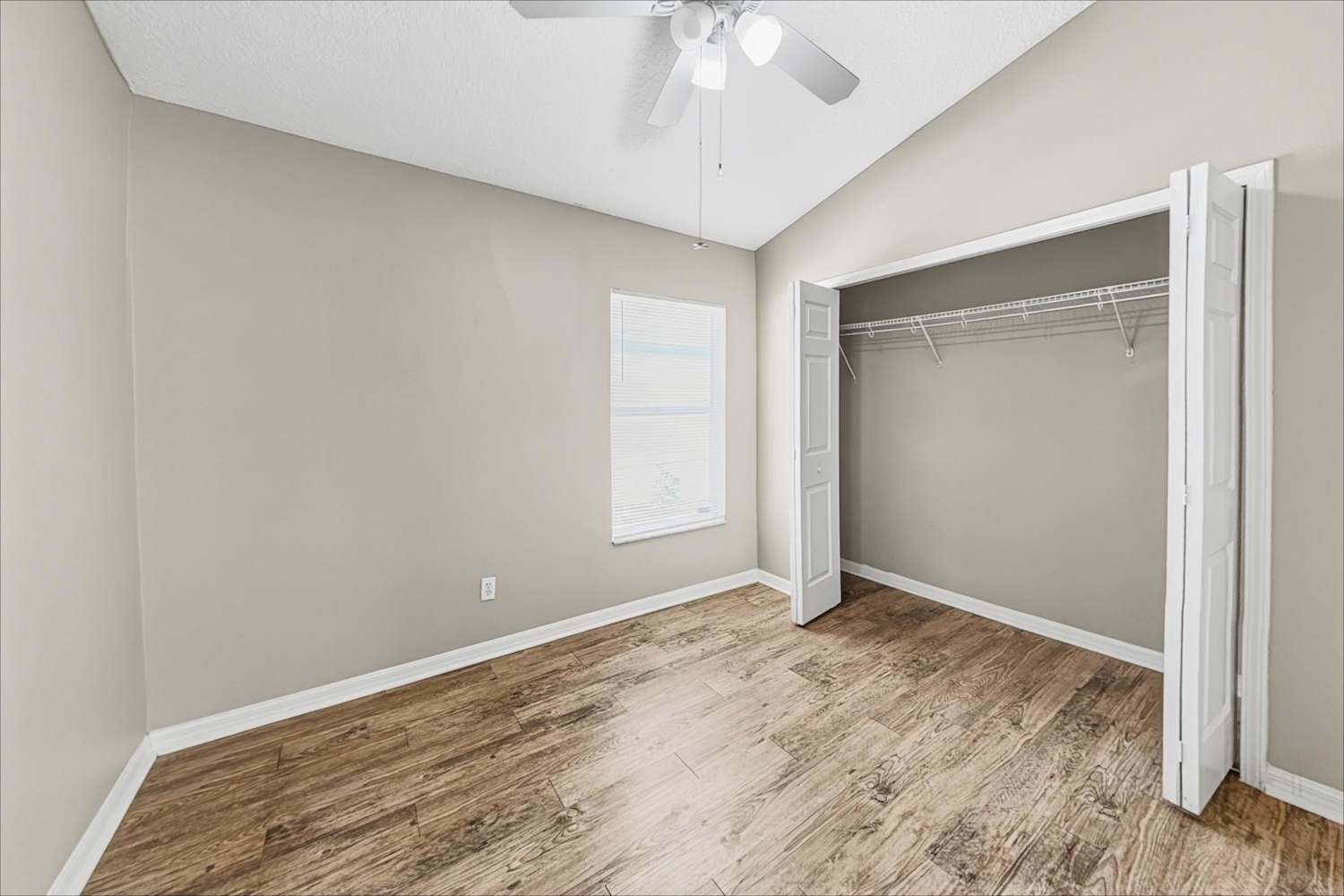 7462 Oxford Garden Cir, Apollo Beach photo 9
