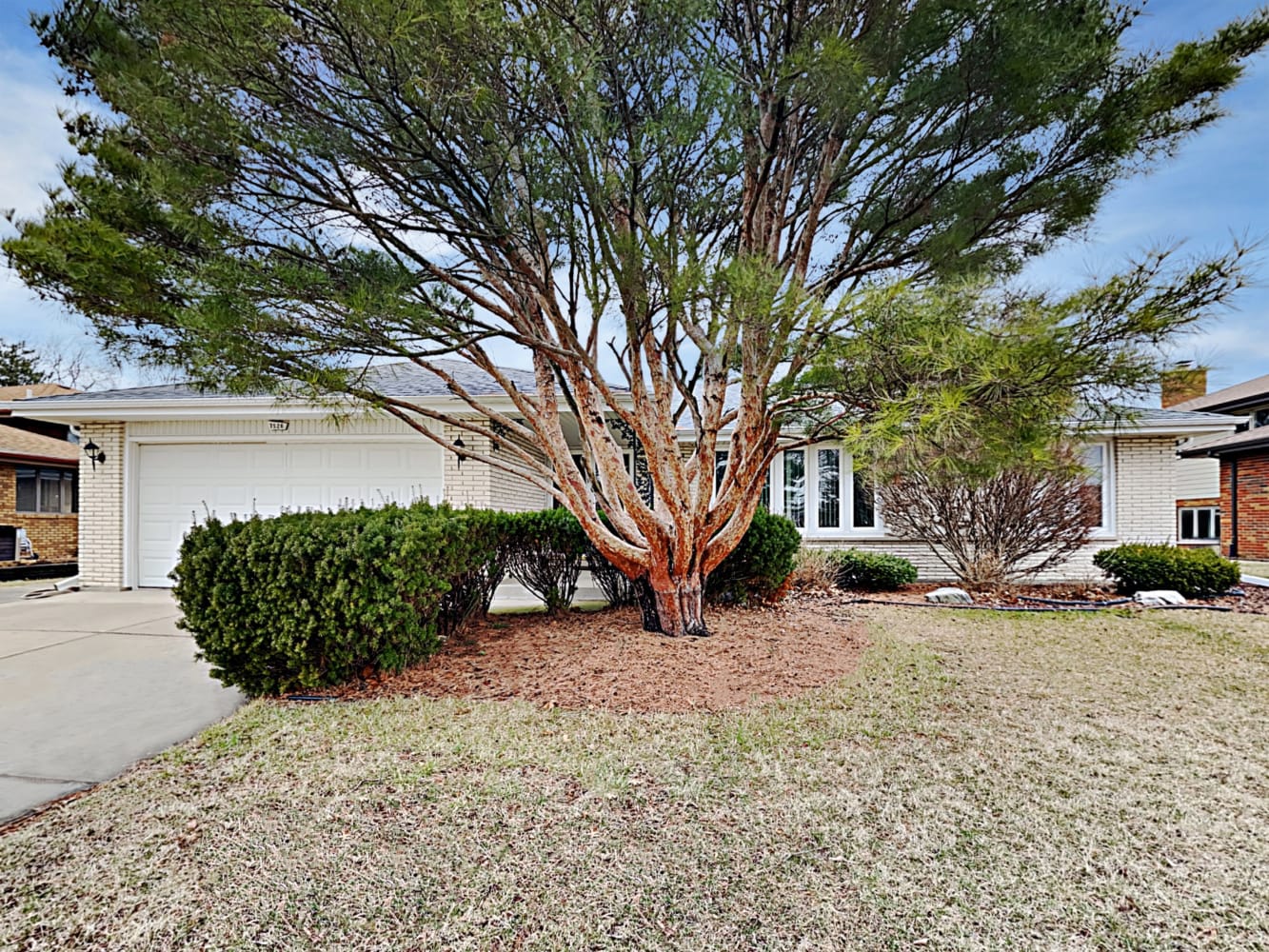 Front of 7526 Cashew Dr, Orland Park, IL
