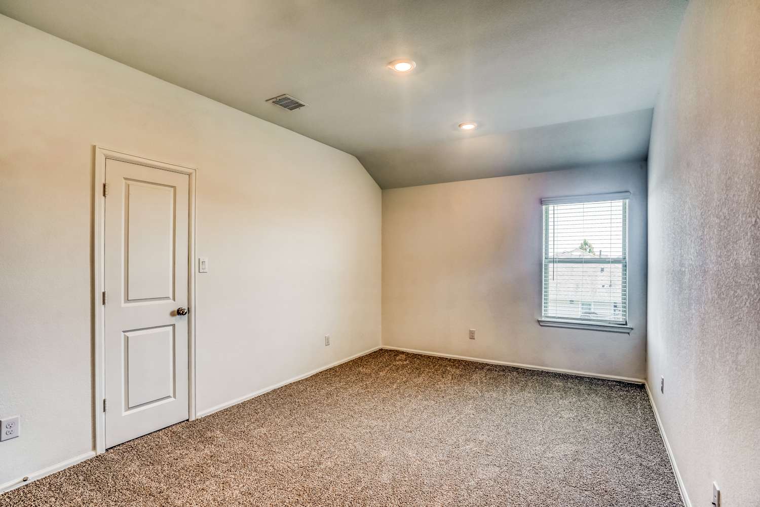 753 Ridgewood Lake Dr, La Marque photo 13