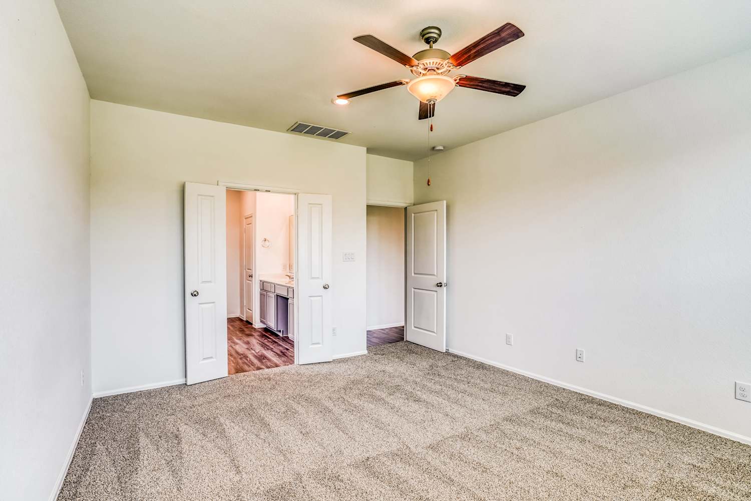 753 Ridgewood Lake Dr, La Marque photo 10