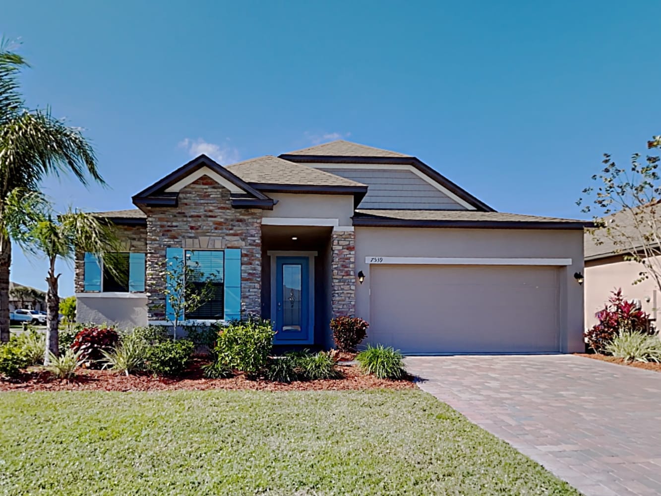Front of 7539 39th Ave E, Palmetto, FL