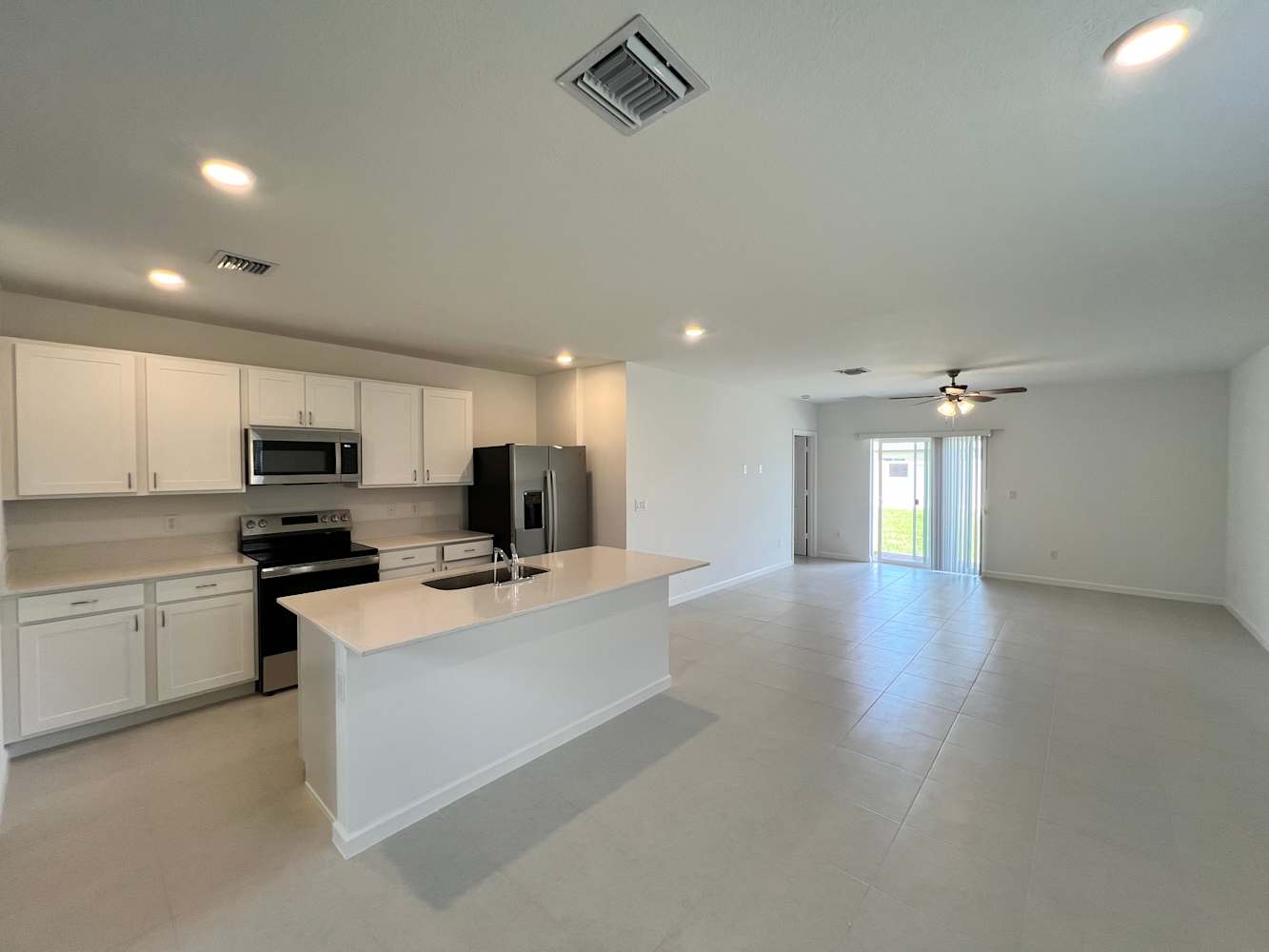 755 Carlyle Way, Fort Pierce photo 8