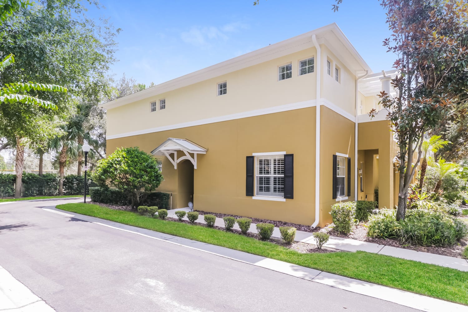 7571 Tamarind Ave, Tampa photo 13