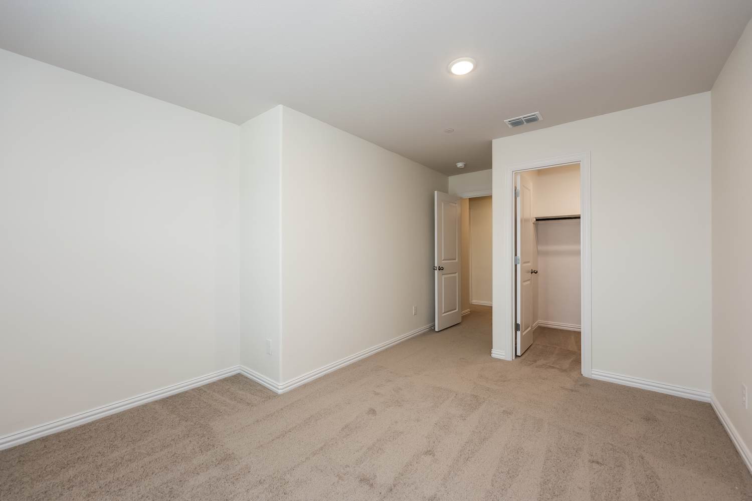758 Bonnet Trl, Arlington photo 15