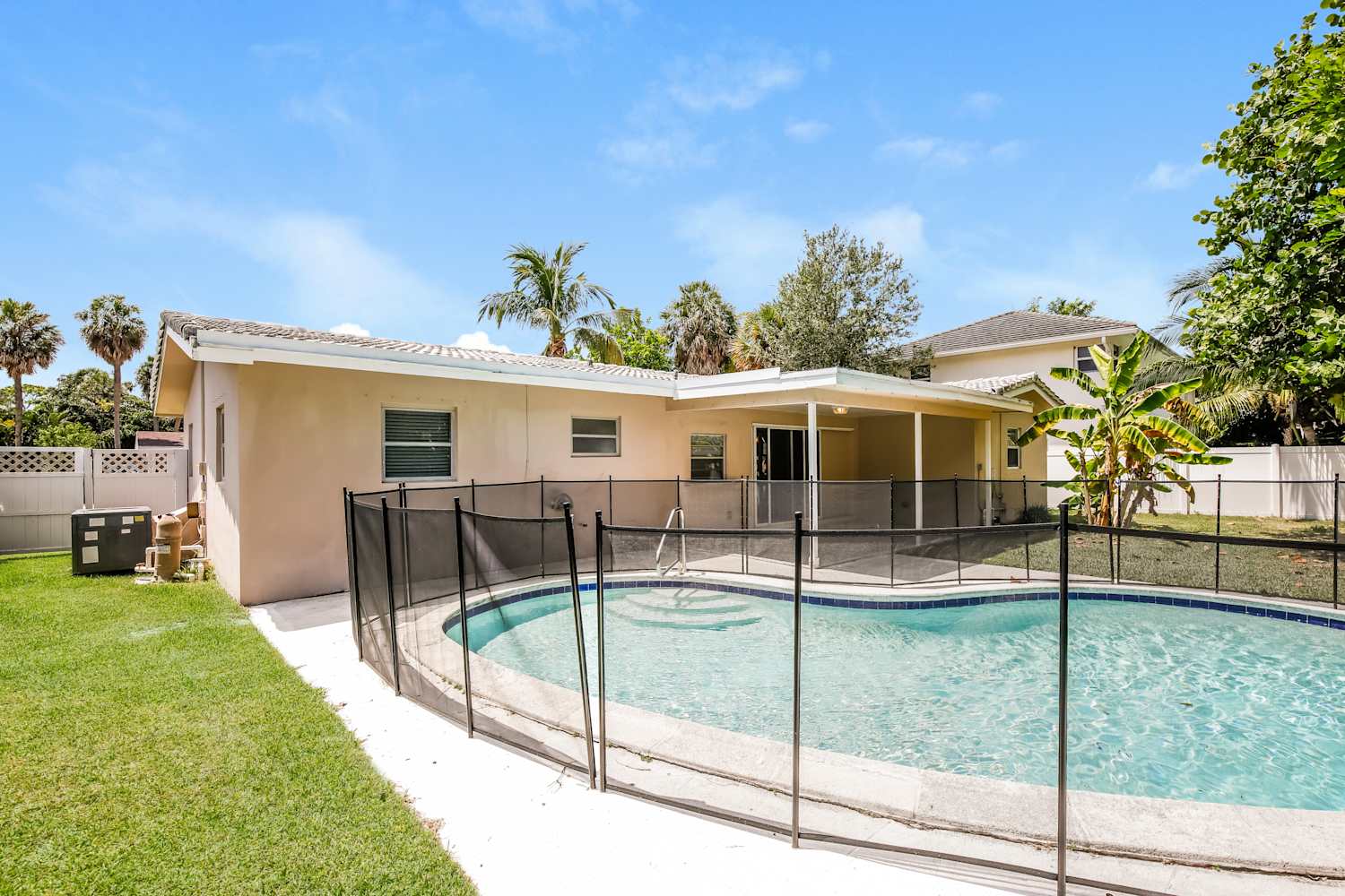759 NW 7th St, Boca Raton photo 16