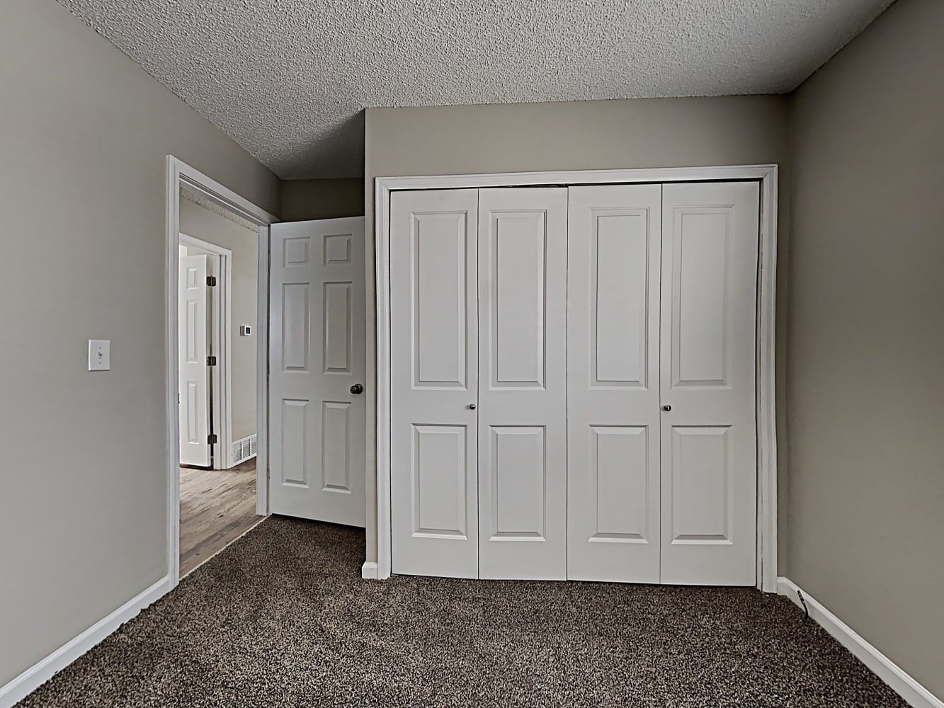 7595 Deer Trl, Colorado Springs photo 13