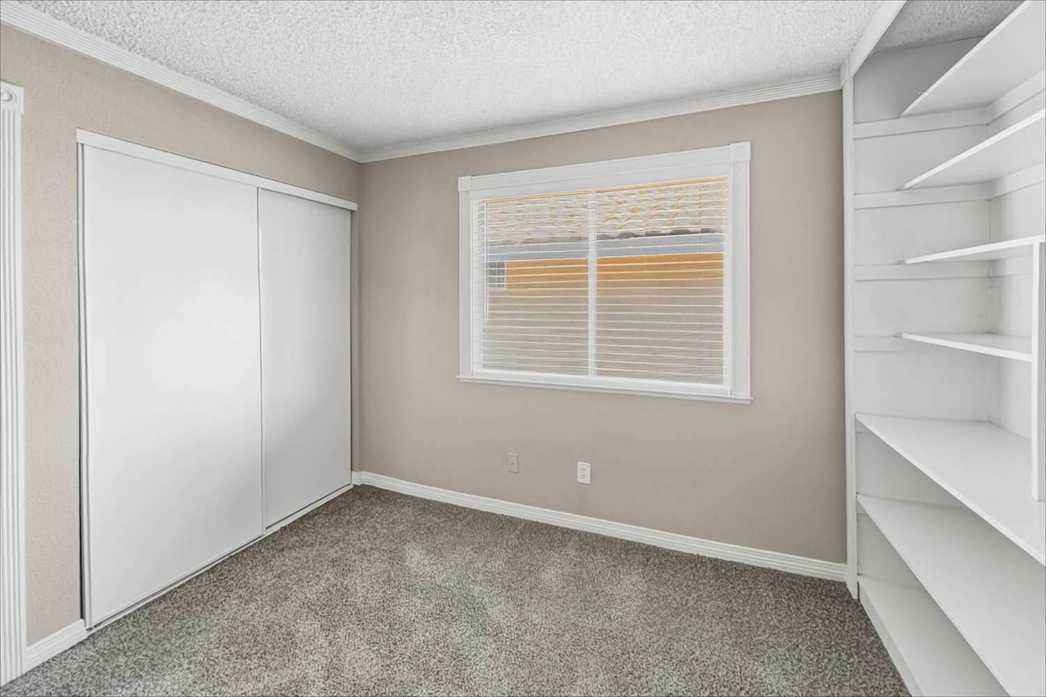 760 Charwood Cir, Henderson photo 17