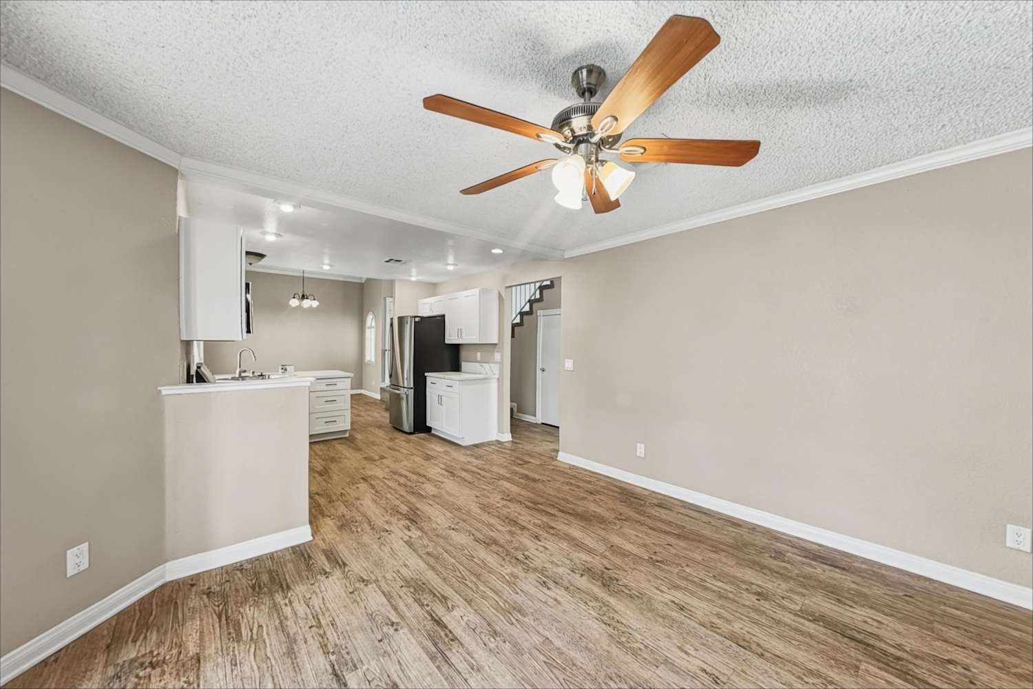 760 Charwood Cir, Henderson photo 8