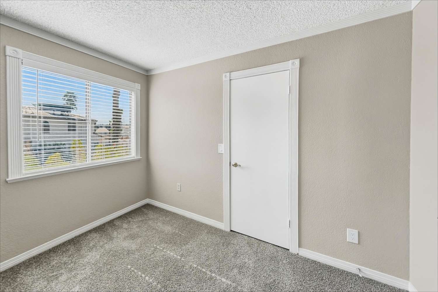 760 Charwood Cir, Henderson photo 13